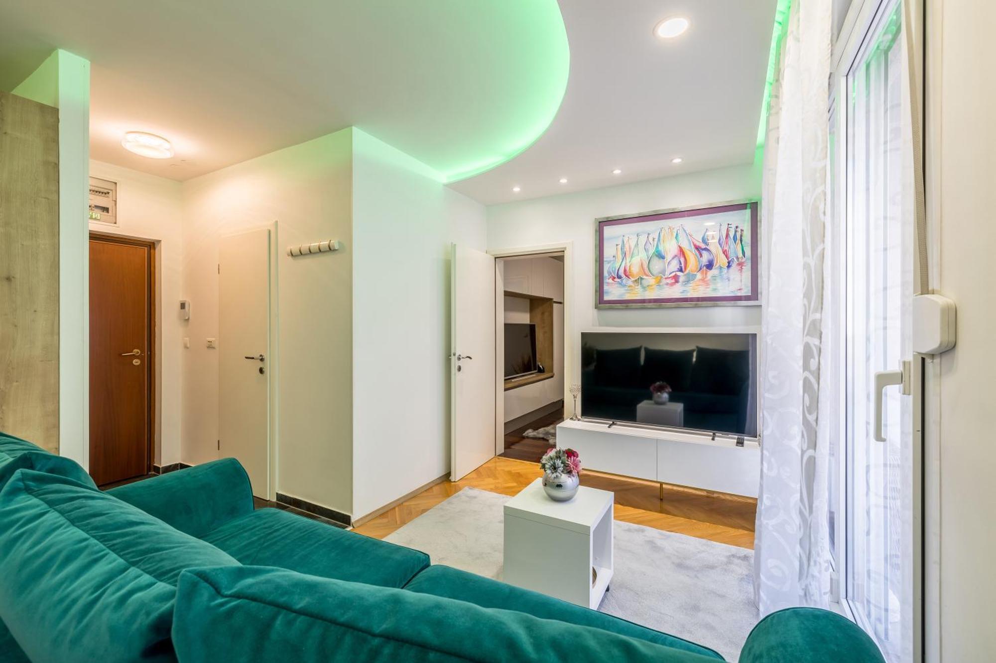 Noemi Luxury Apartment Solin Exteriör bild